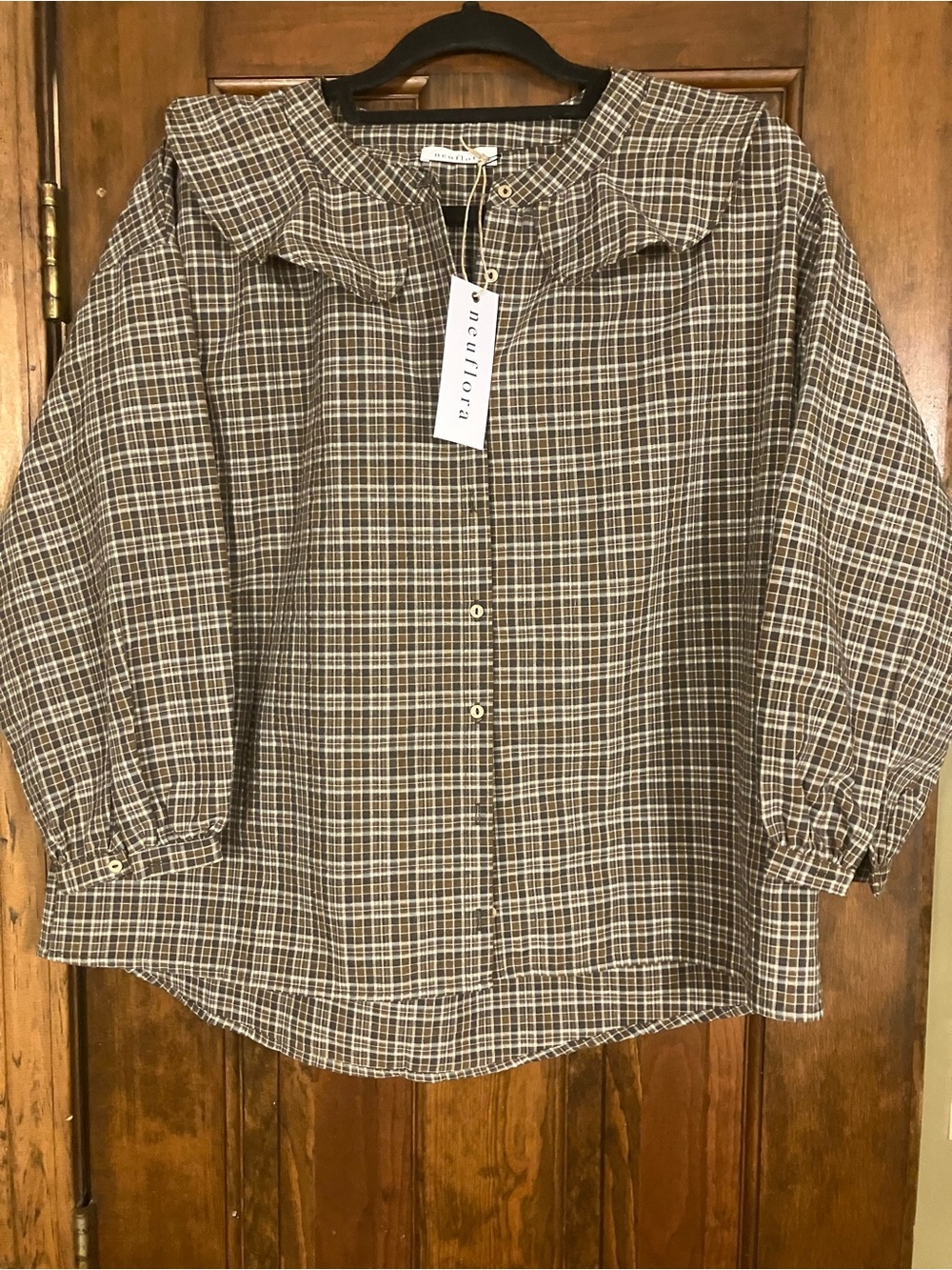 NWT Neuflora Elizabeth top in plaid - Picture 4 of 6